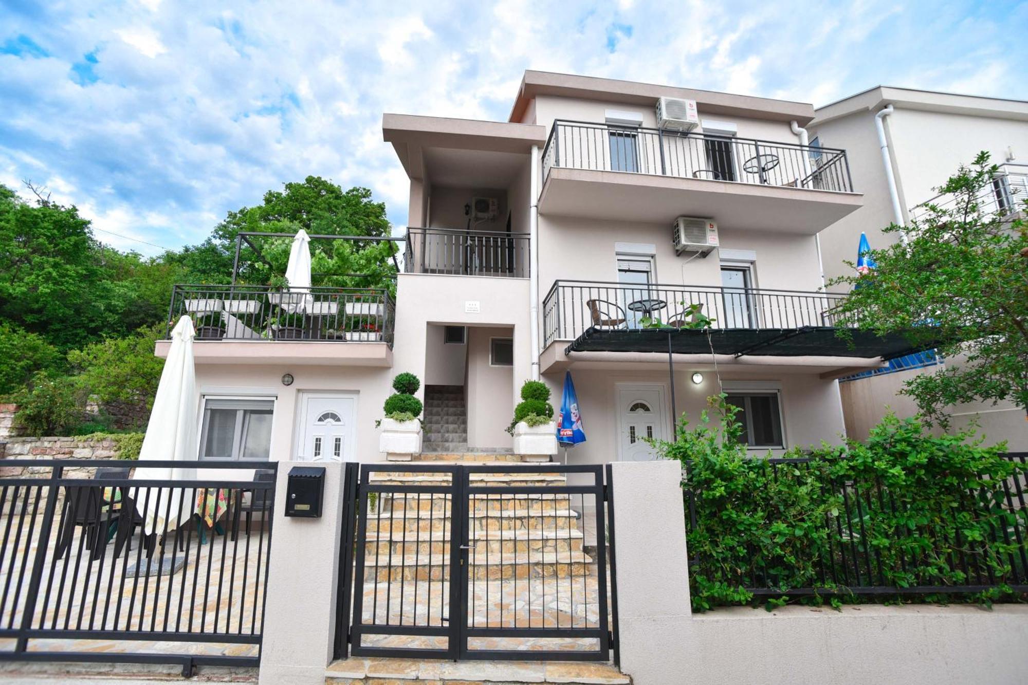 Vila Lucice Petrovac Exterior foto