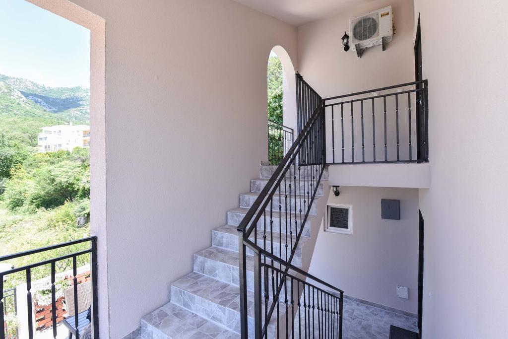Vila Lucice Petrovac Exterior foto