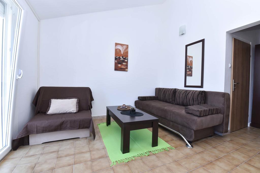 Vila Lucice Petrovac Exterior foto