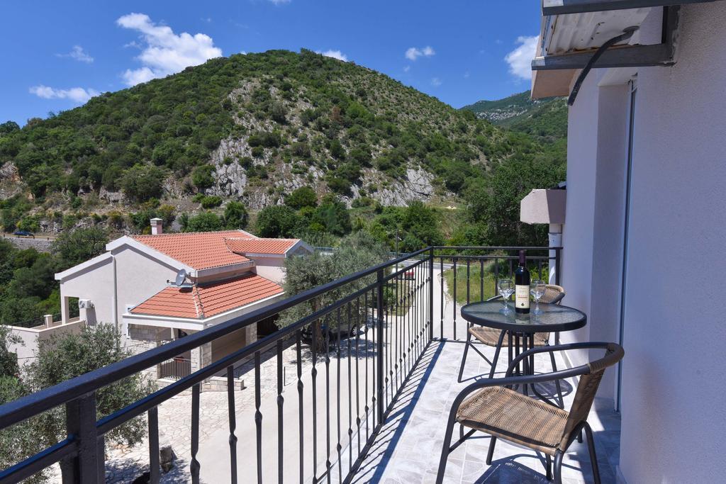 Vila Lucice Petrovac Exterior foto
