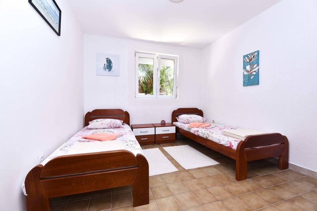 Vila Lucice Petrovac Exterior foto