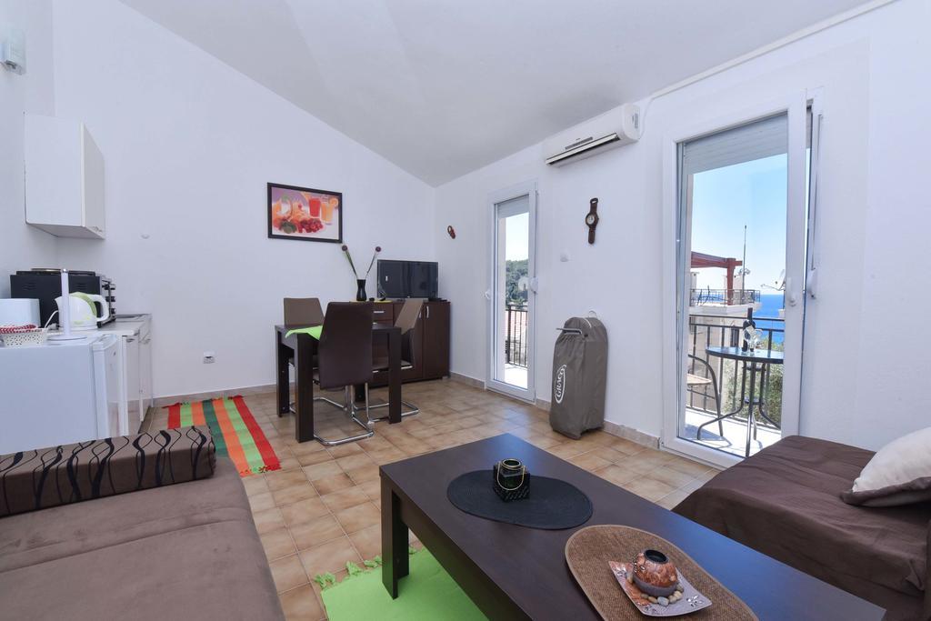 Vila Lucice Petrovac Exterior foto