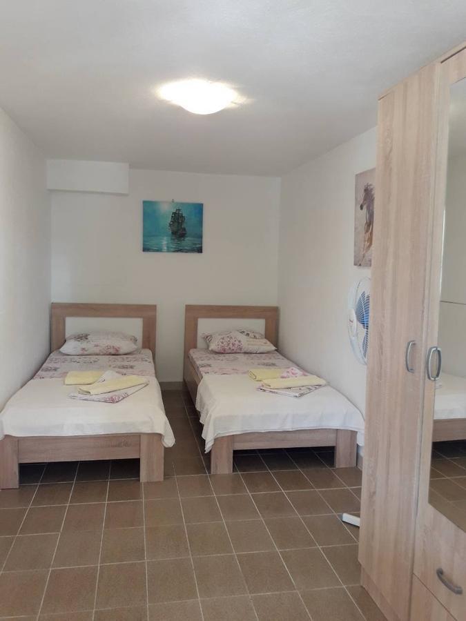 Vila Lucice Petrovac Exterior foto