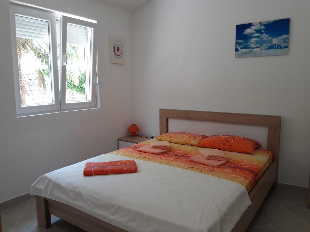 Vila Lucice Petrovac Exterior foto