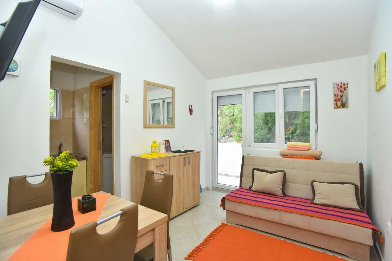 Vila Lucice Petrovac Exterior foto
